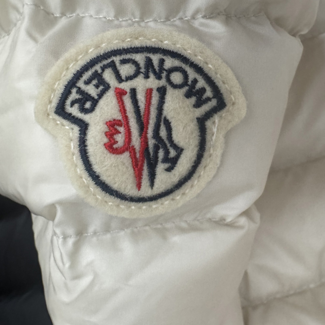 Moncler Ige Hooded Short Down Jacket - DesignerGu