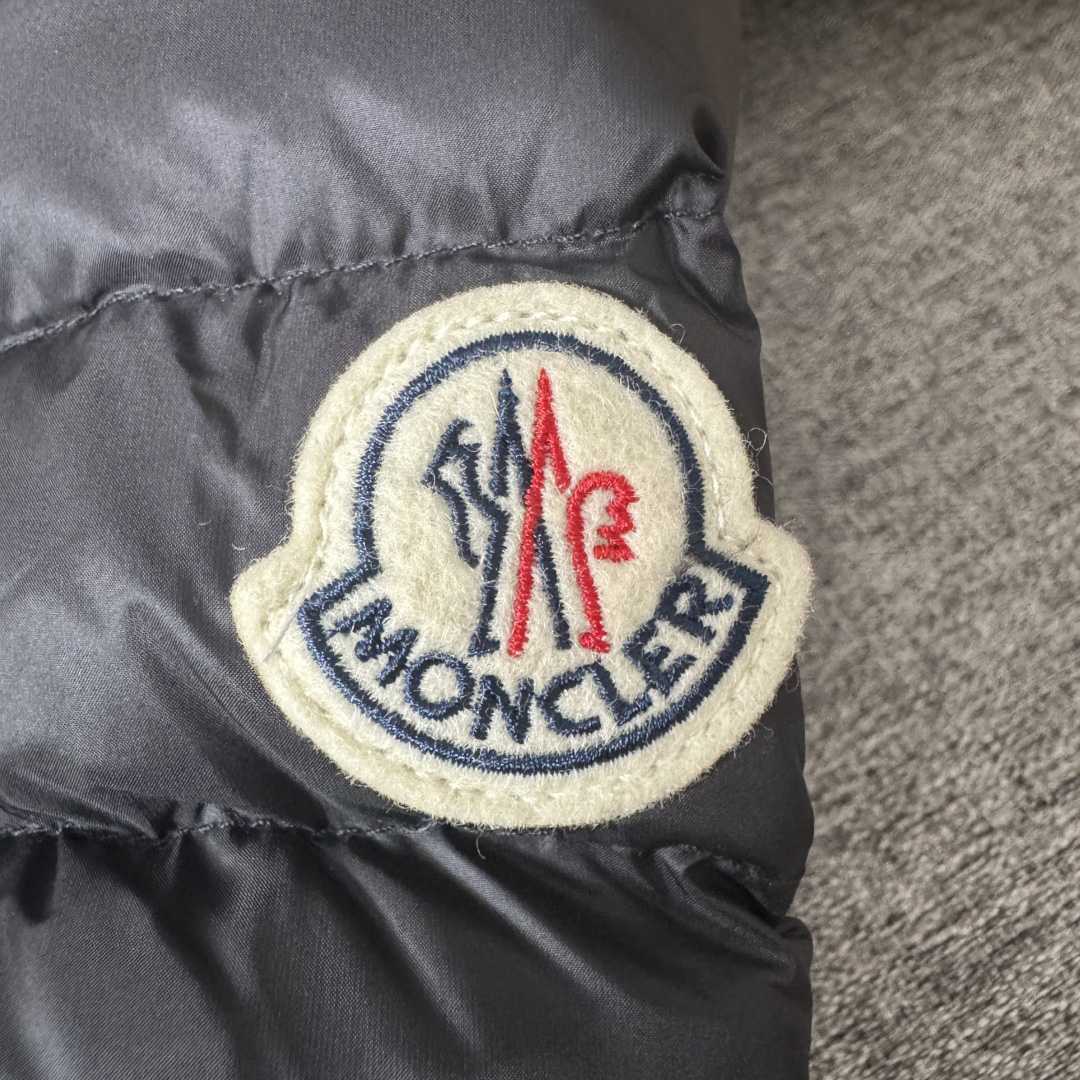 Moncler Ige Hooded Short Down Jacket - DesignerGu