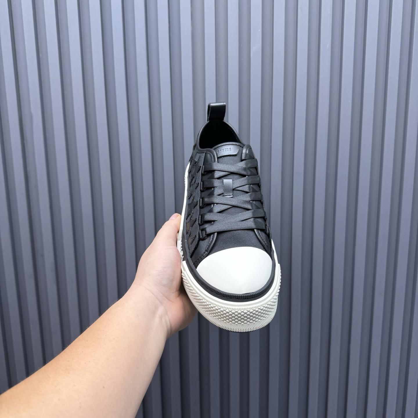 Amiri Stars Low Sneakers - DesignerGu