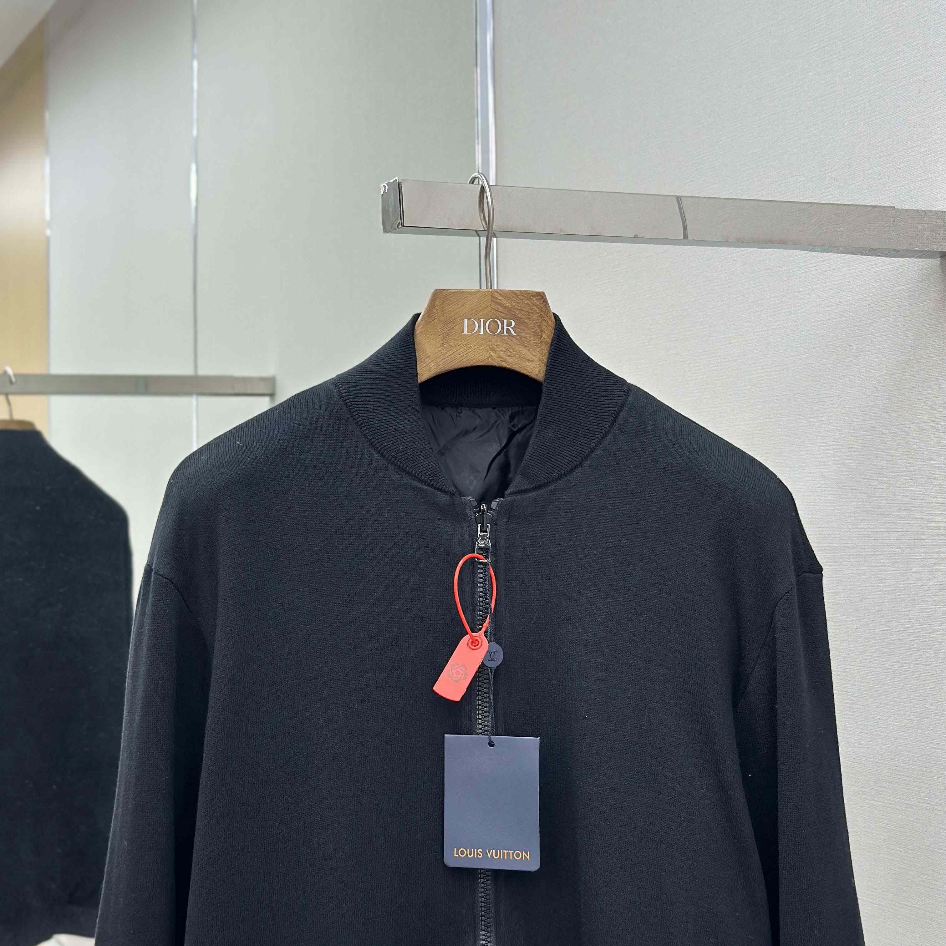 Louis Vuitton Monogram Reversible Light Bomber   1AGMFK - DesignerGu