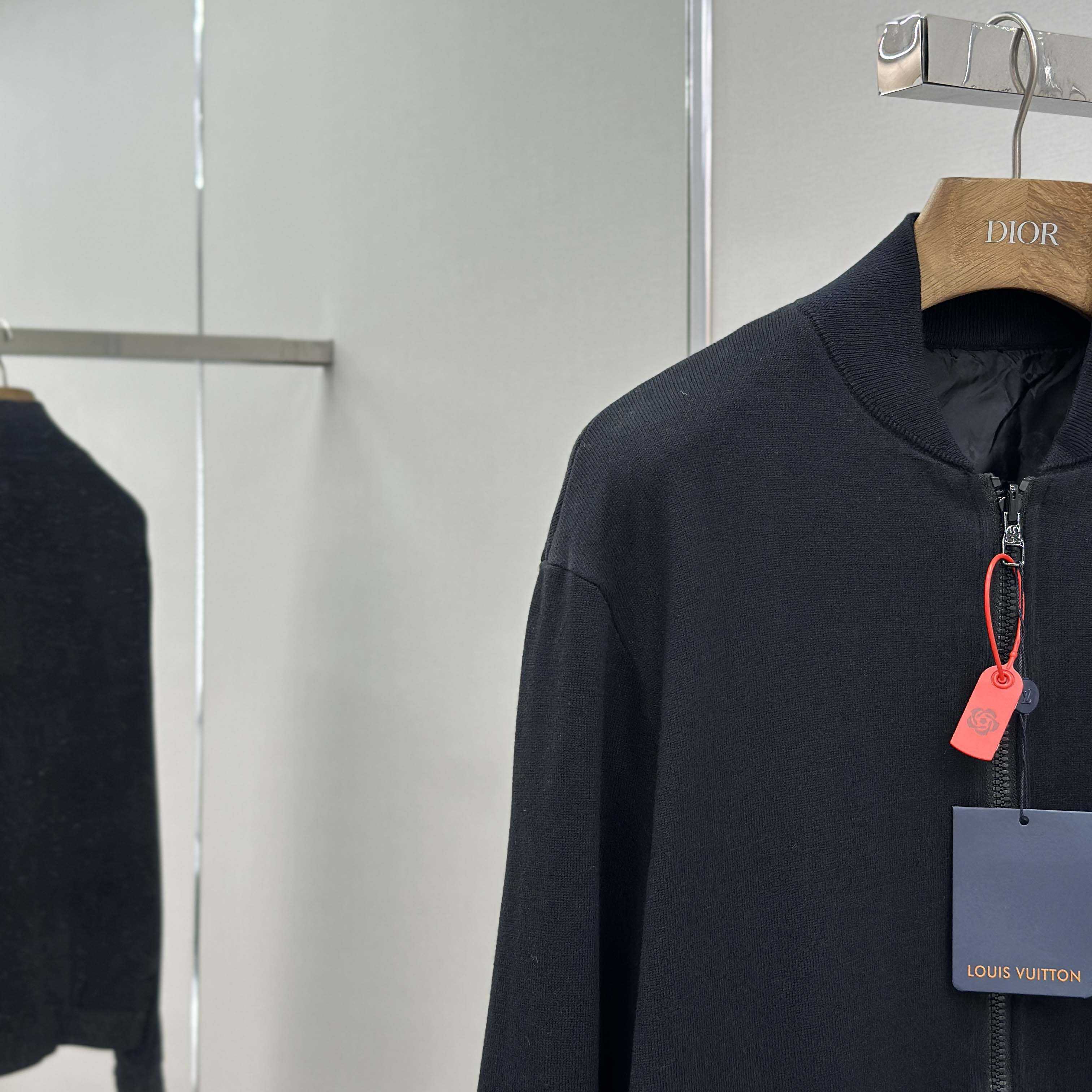 Louis Vuitton Monogram Reversible Light Bomber   1AGMFK - DesignerGu