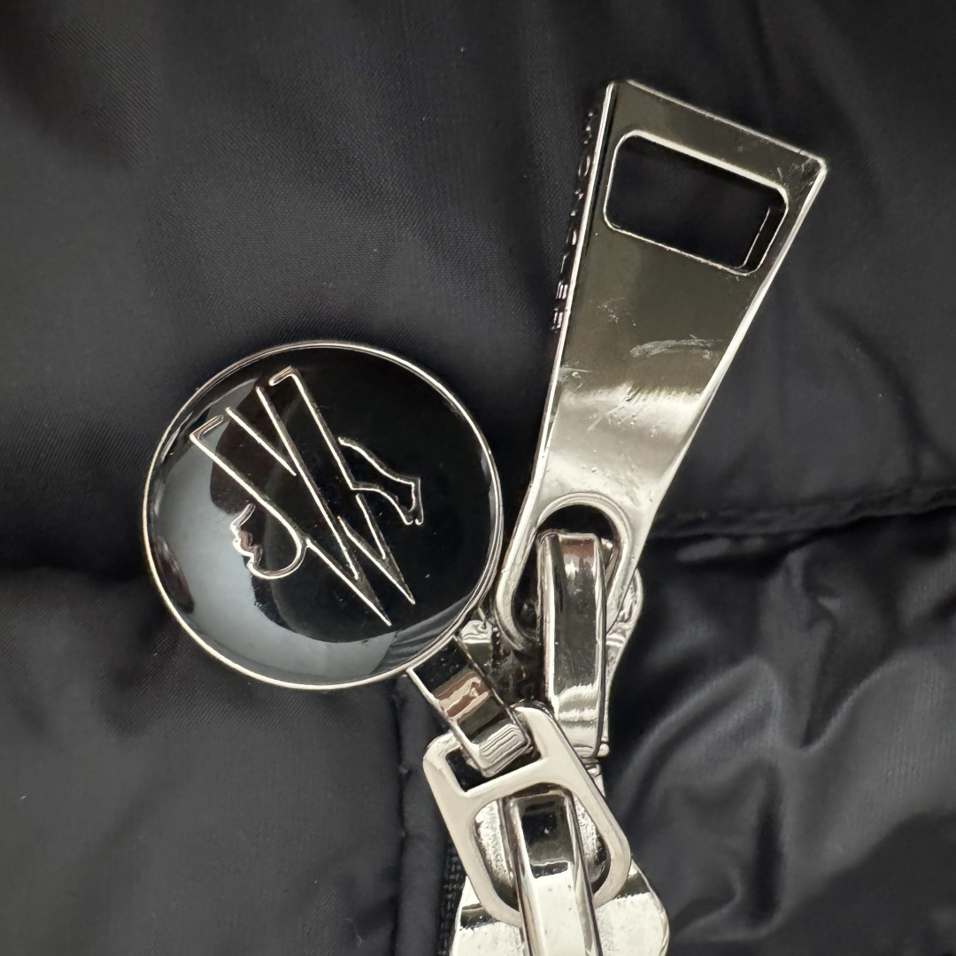 Moncler Igelle Short Down Jacket   2501 - DesignerGu