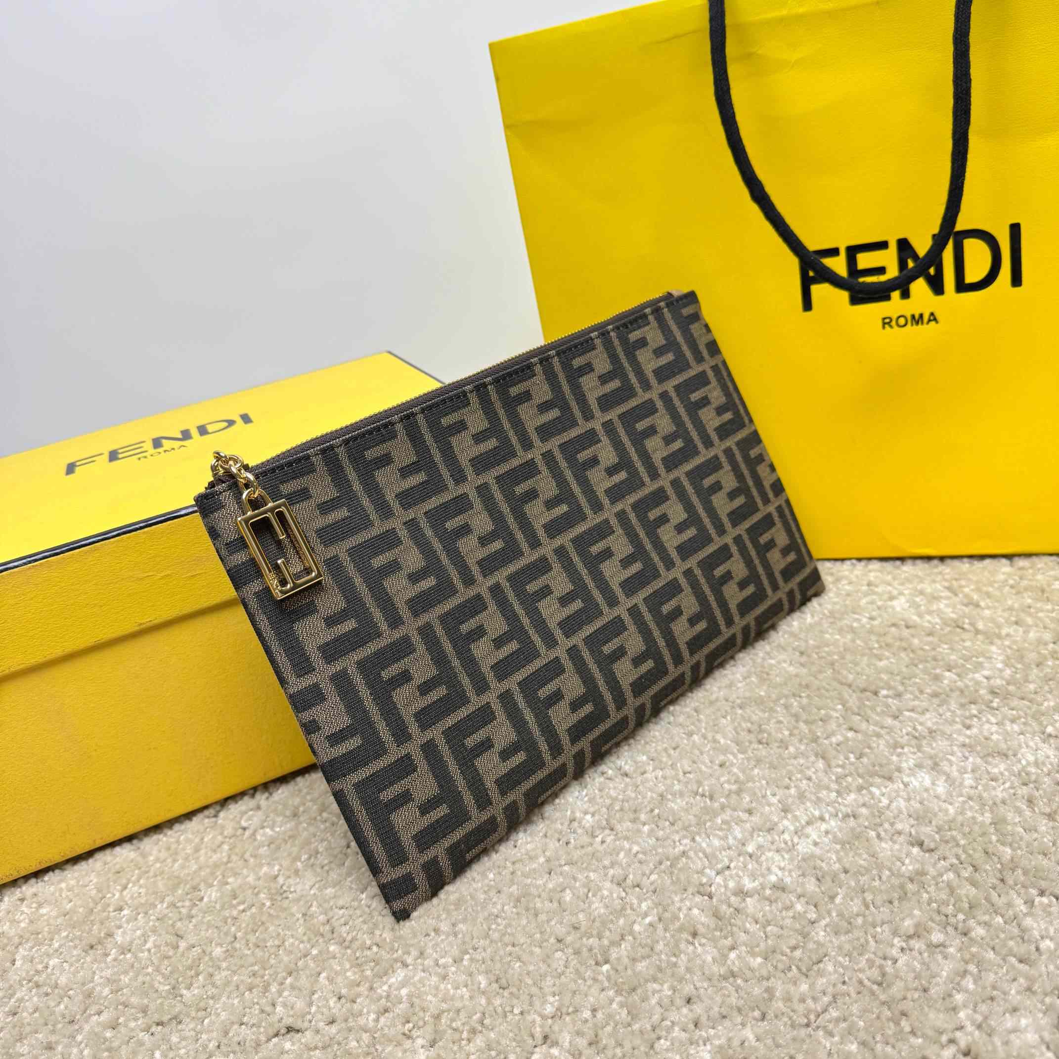 Fendi Flat Baguette Pouch Medium - DesignerGu
