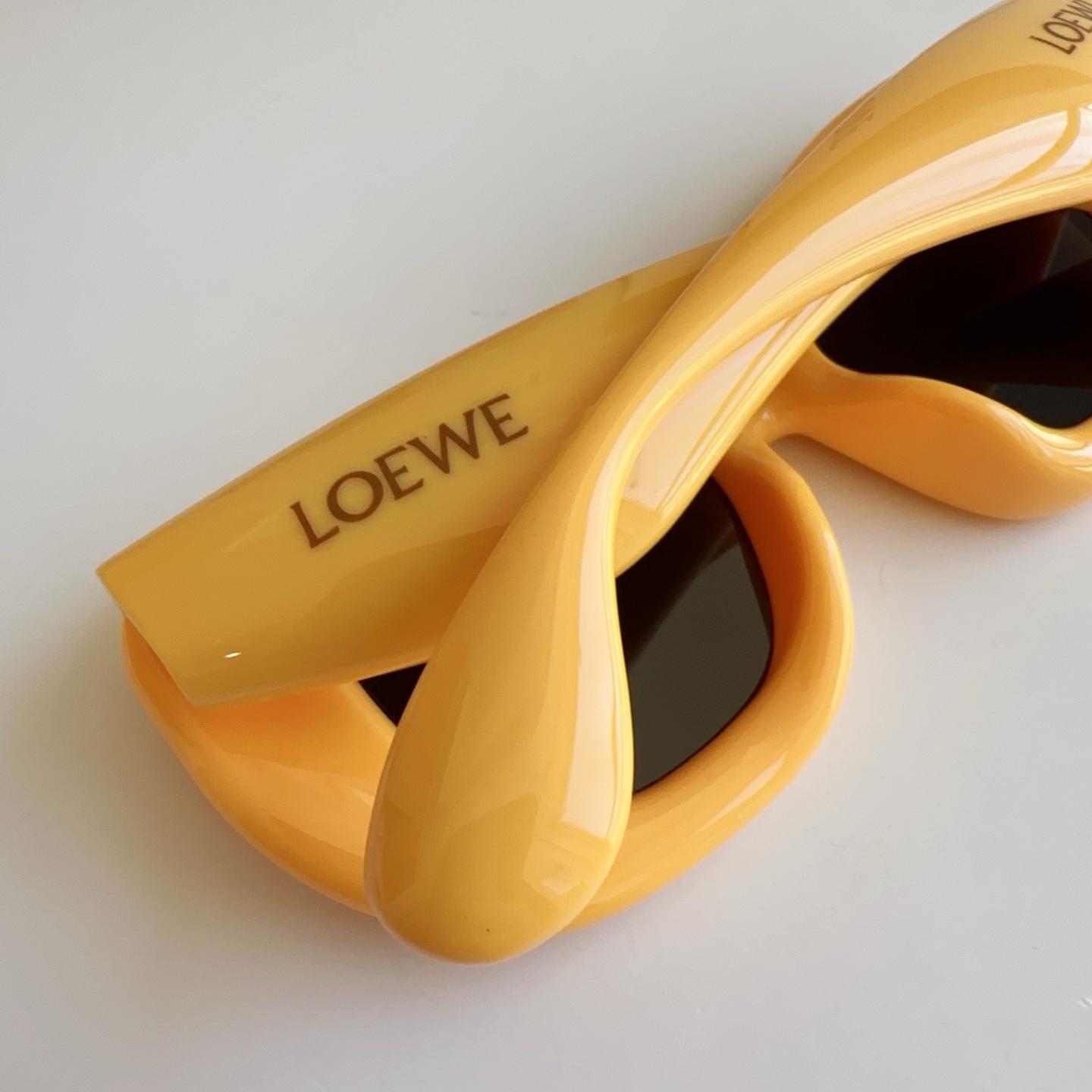 Loewe LW40100l Sunglasses  - DesignerGu