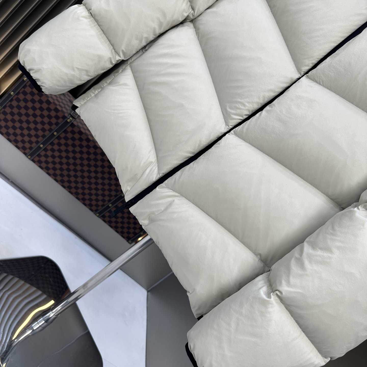 Moncler Forez Hooded Short Down Jacket - DesignerGu