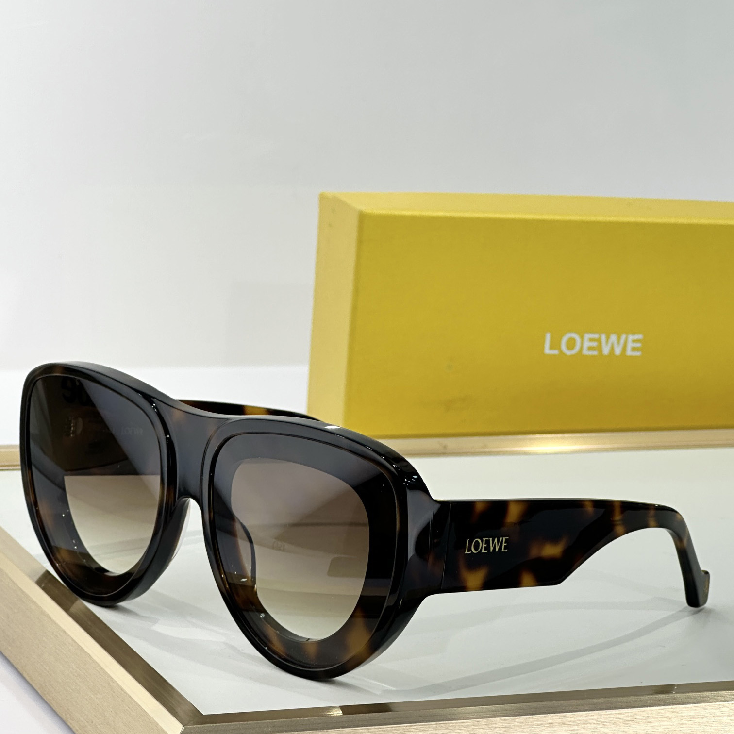 Loewe Front Lenses Aviatior Sunglasses  - DesignerGu