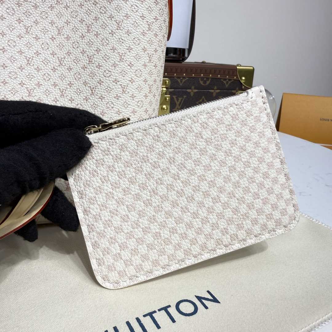 Louis Vuitton All In BB   M15130 - DesignerGu