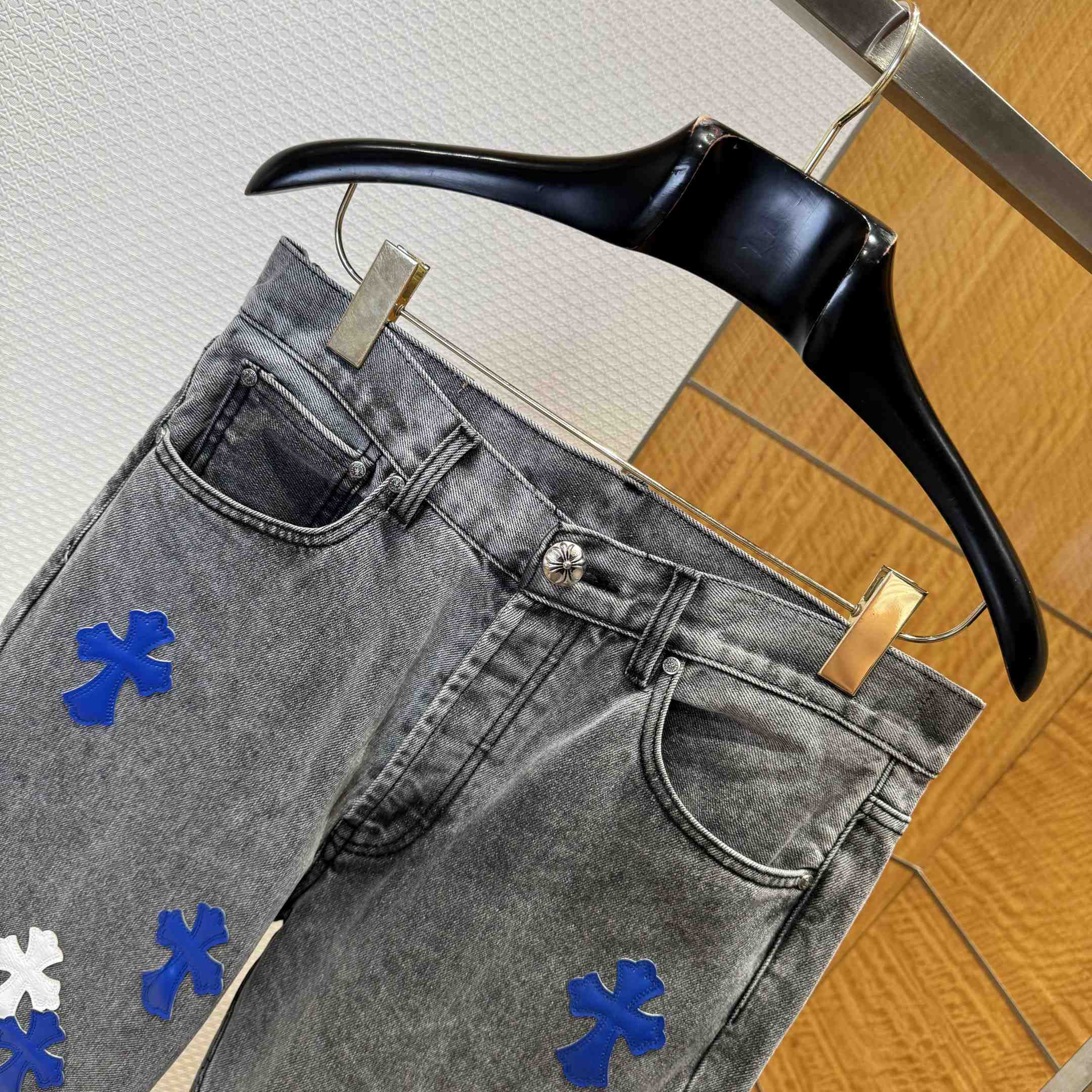 Chrome Hearts Jeans - DesignerGu