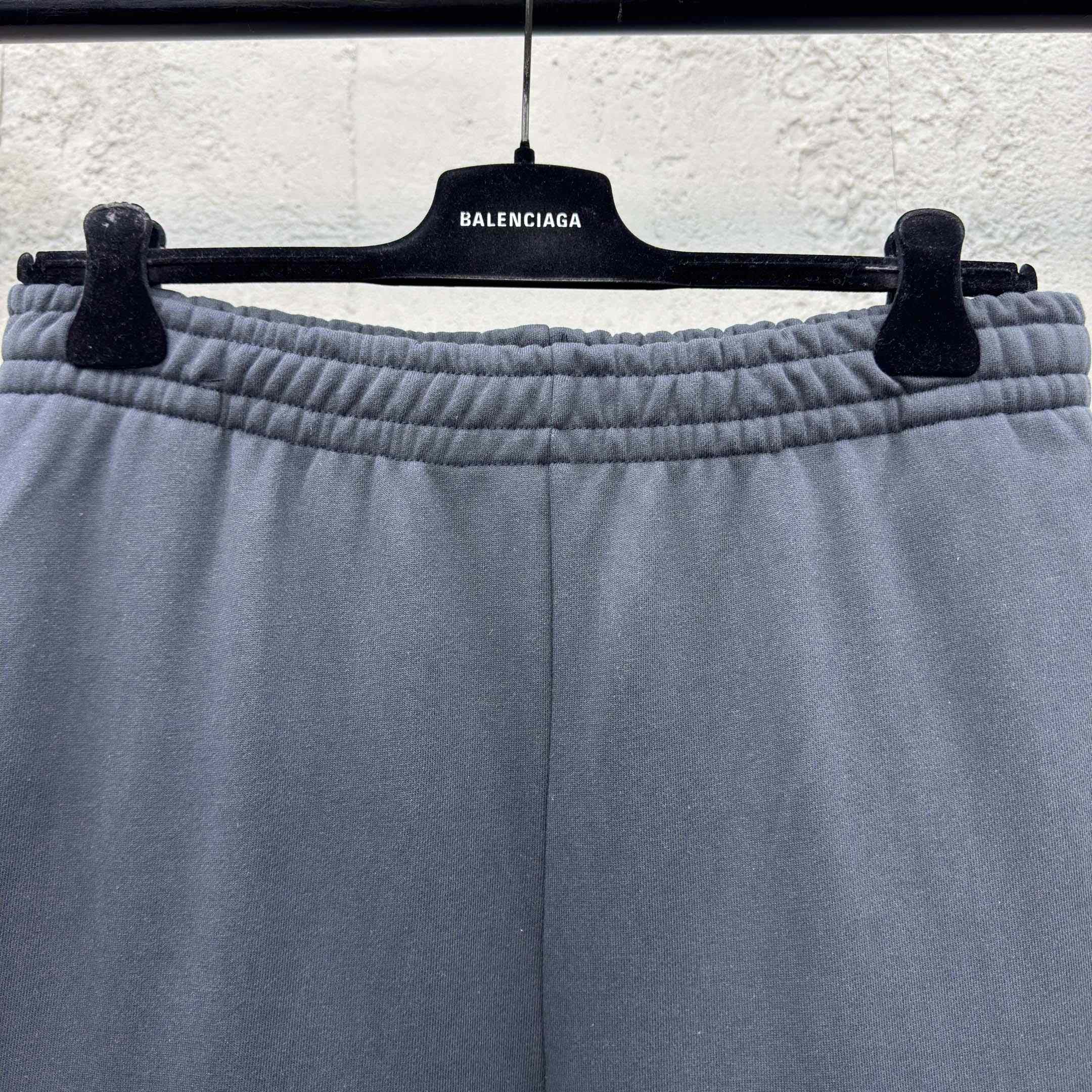 Balenciaga Under Armour® Baggy Sweatpants In Black - DesignerGu