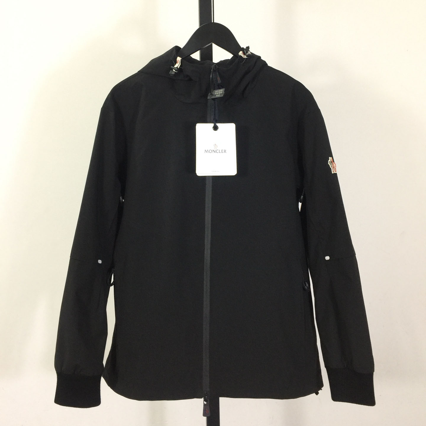 Moncler Hooded Jacket - DesignerGu