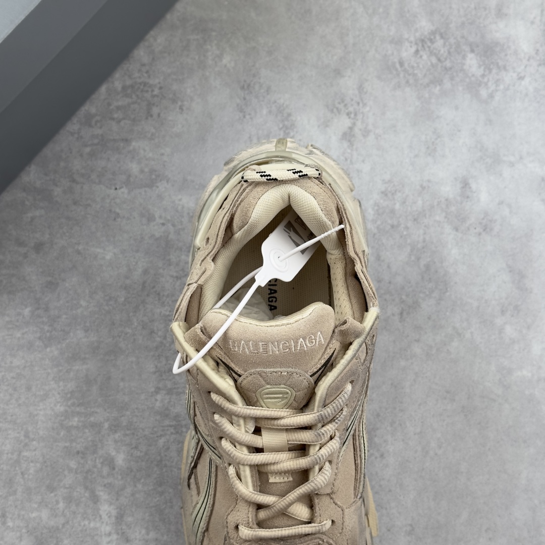 Balenciaga Runner Sneakers - DesignerGu