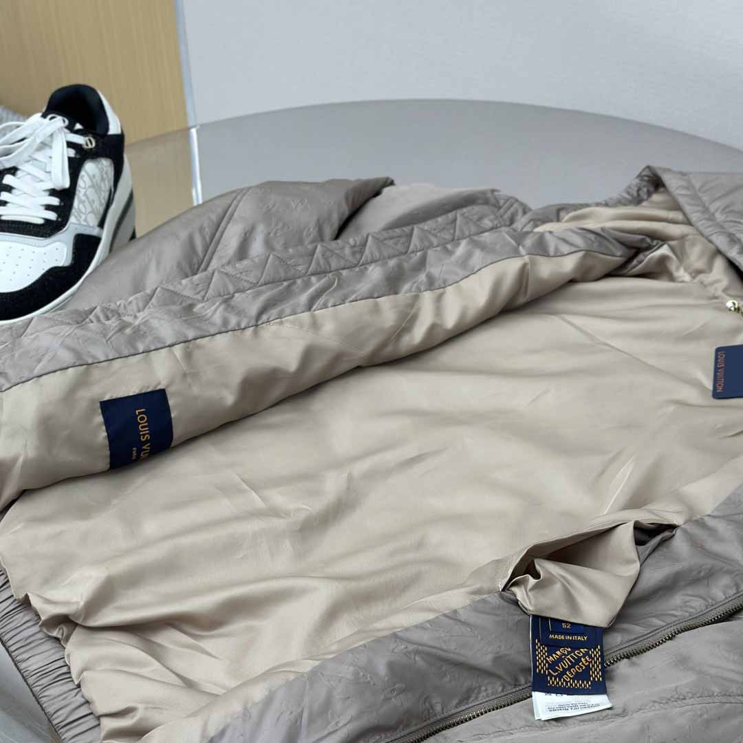 Louis Vuitton Monogram Padded Windbreaker   1AHBIA - DesignerGu