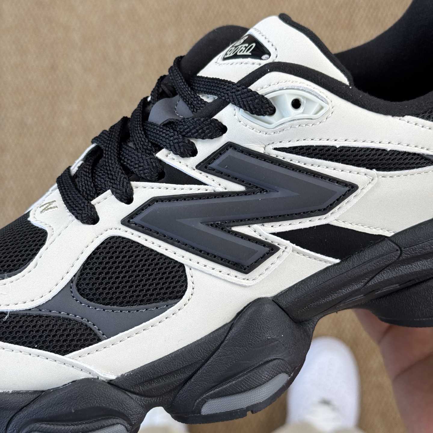 New Balance NB9060 Sneakers   U9060ZBS - DesignerGu