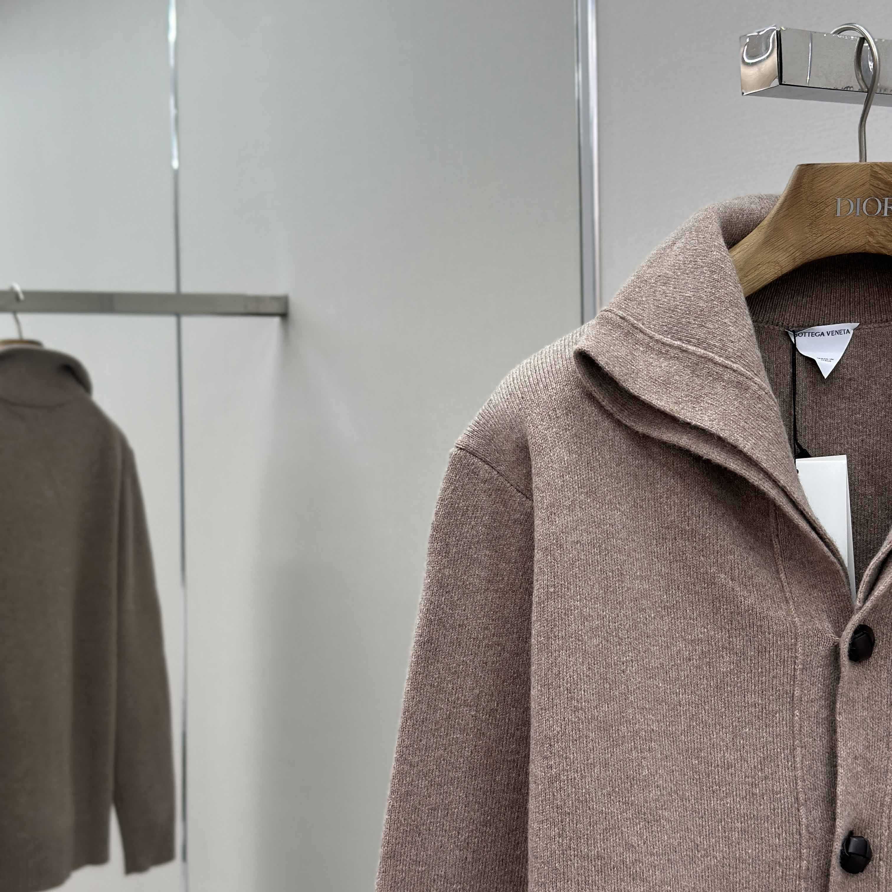 Bottega Veneta Compact Wool Cardigan - DesignerGu