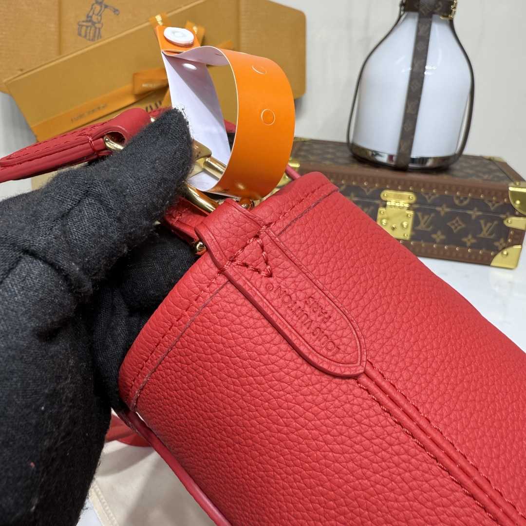 Louis Vuitton LV x TM Neverfull Inside Out BB   M14997 - DesignerGu