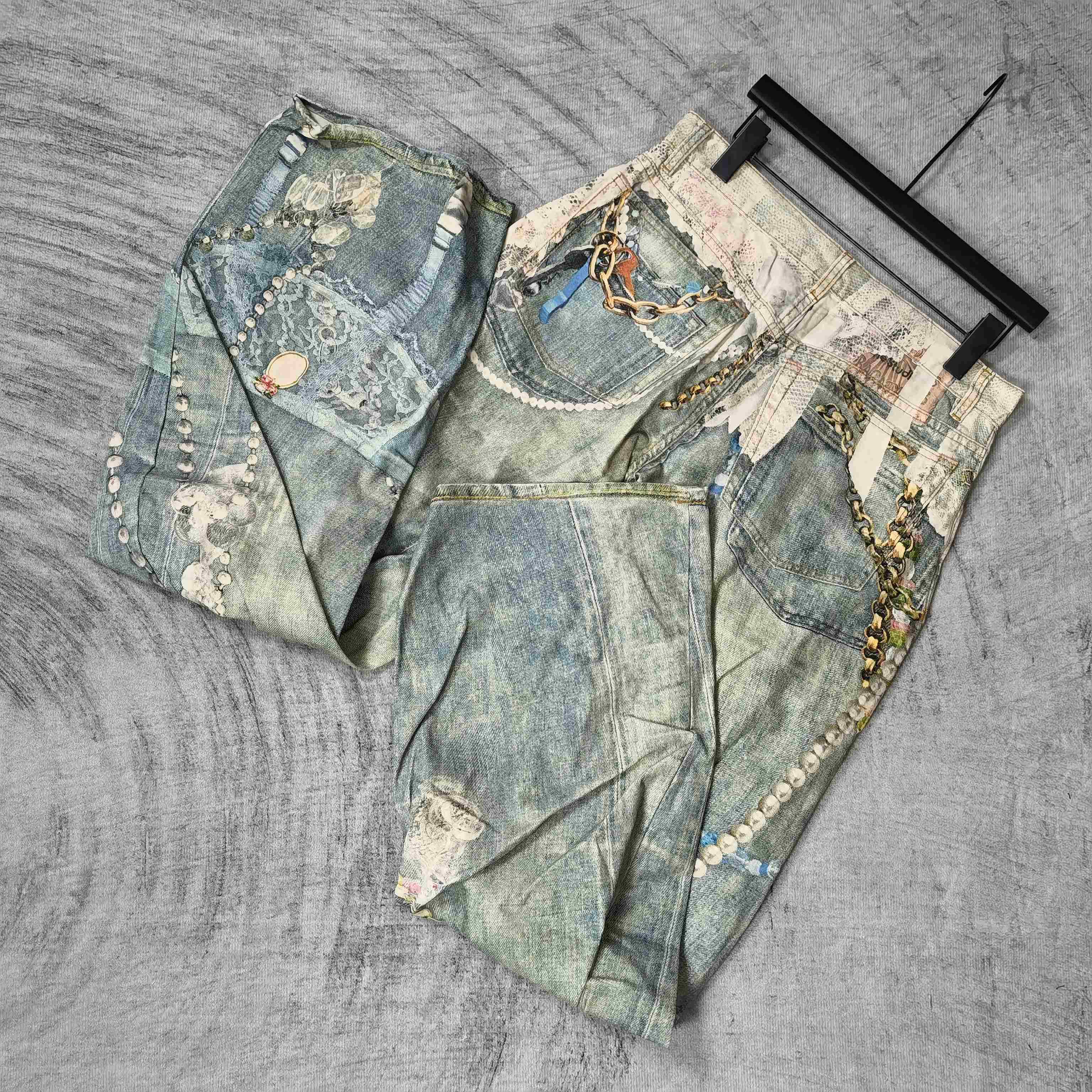 Acne Studios Loose Fit Jeans - 2006 - DesignerGu