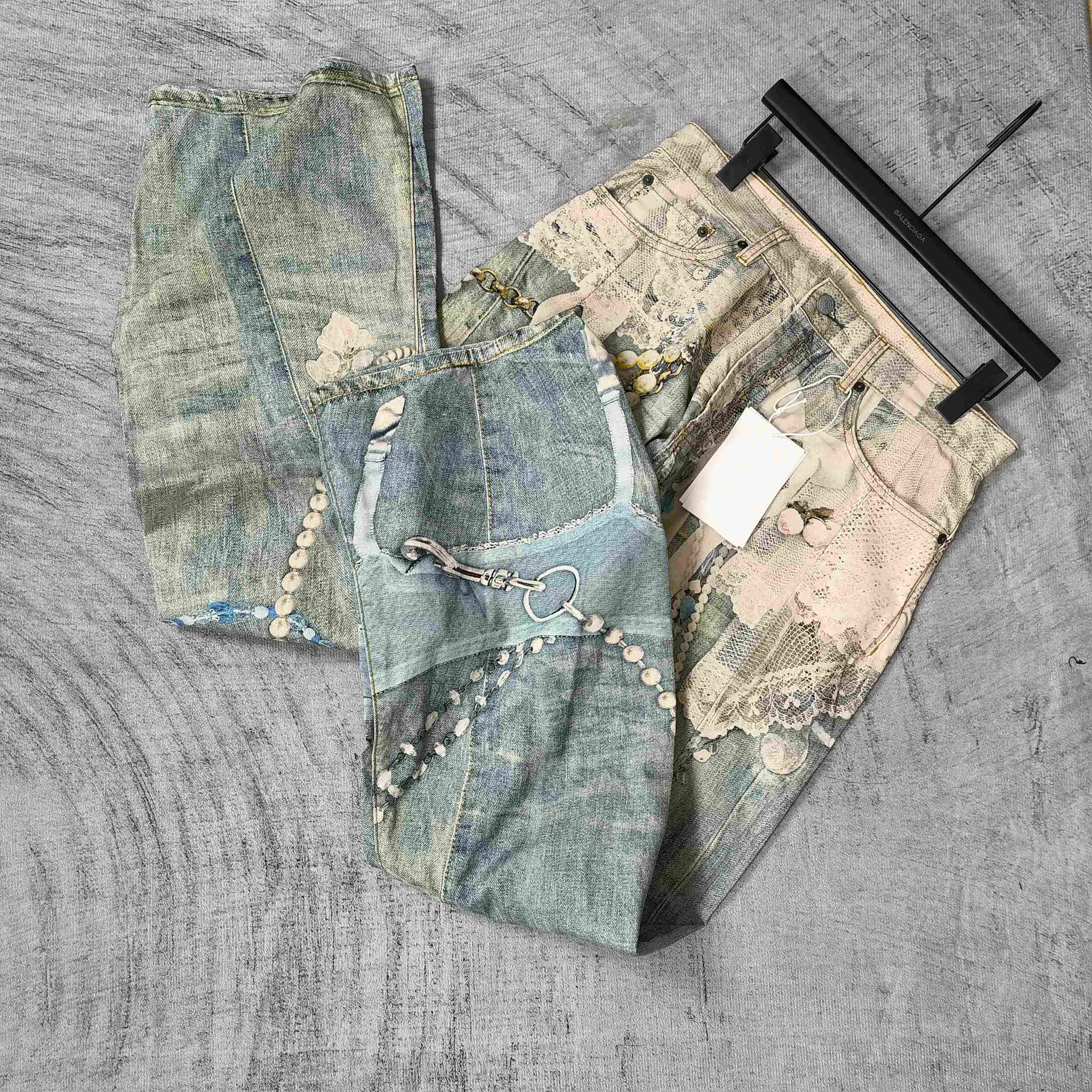 Acne Studios Loose Fit Jeans - 2006 - DesignerGu