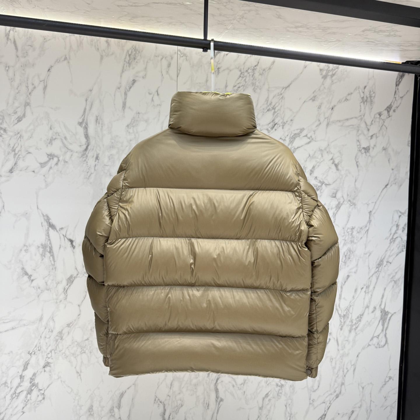 Moncler Tripiti Short Down Jacket - DesignerGu