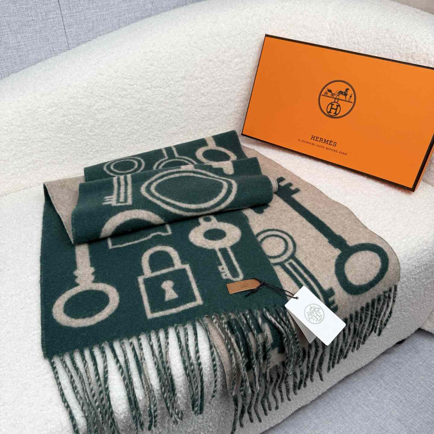Hermes Casaque Porte-Clefs Scarf - DesignerGu