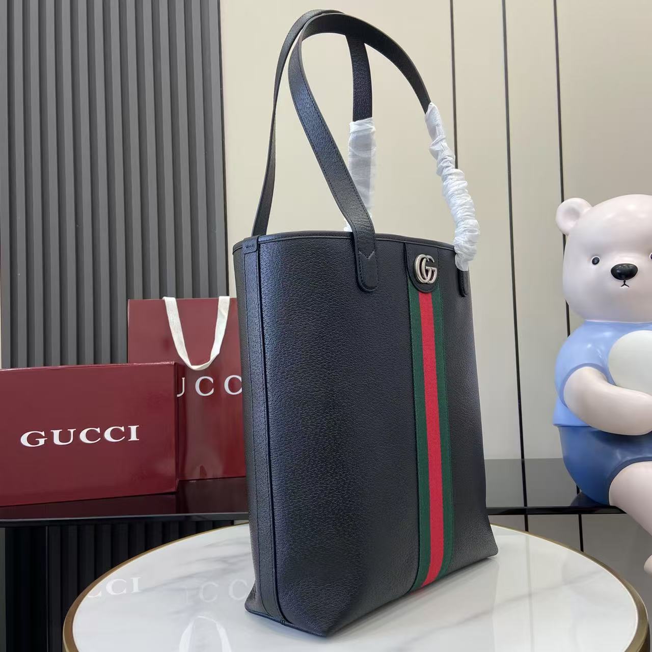 Gucci Ophidia Medium Tote Bag - DesignerGu