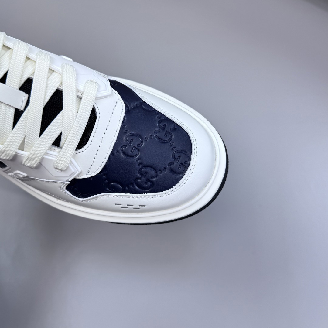 Gucci GG Sneakers - DesignerGu