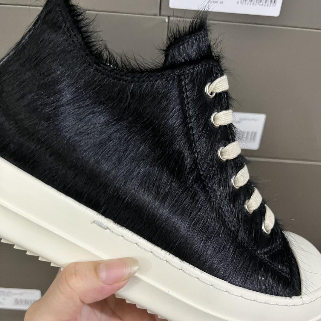 Rick Owens Black Pony Hair Low Sneakers - DesignerGu