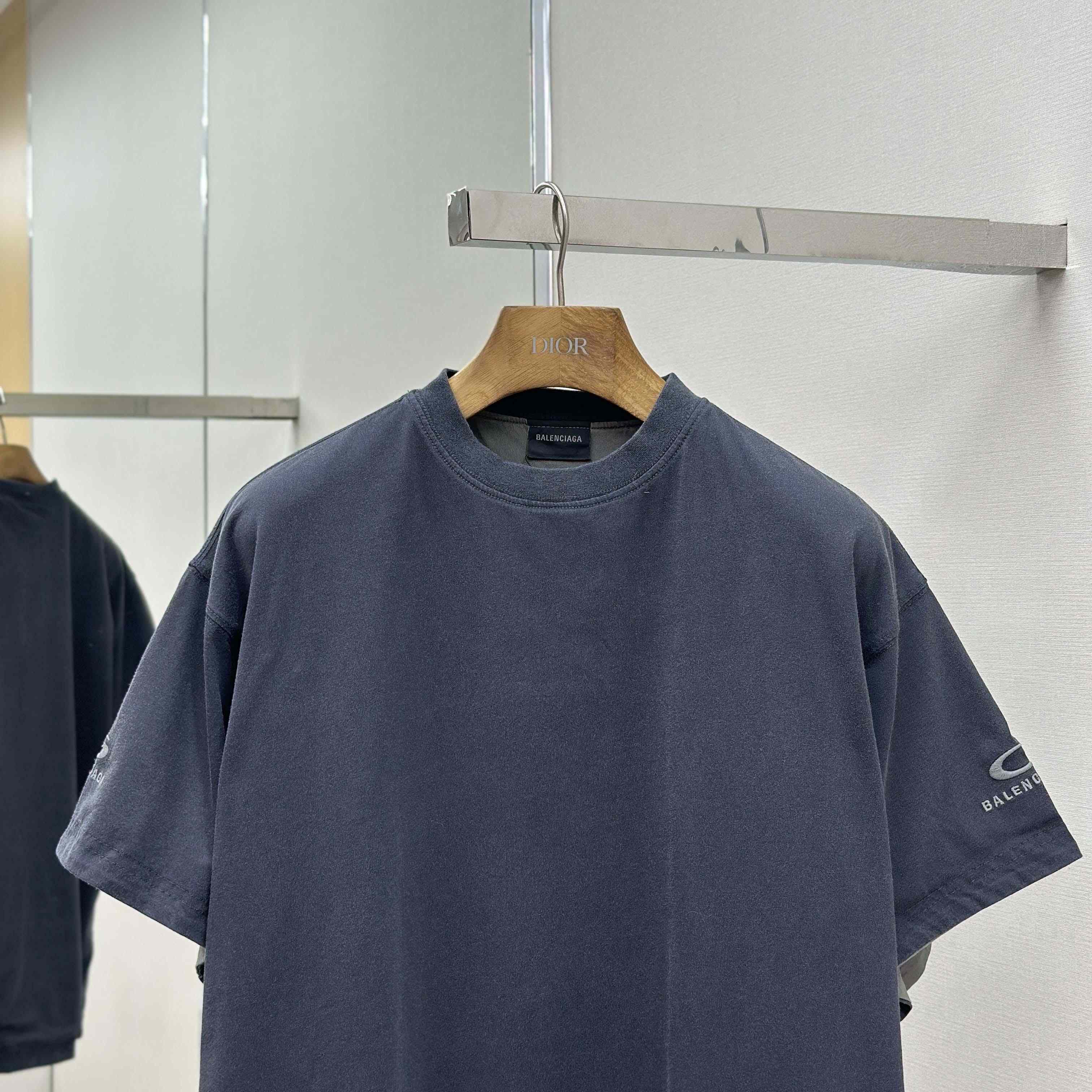 Balenciaga Back Reversible Oversized T-Shirt  - DesignerGu