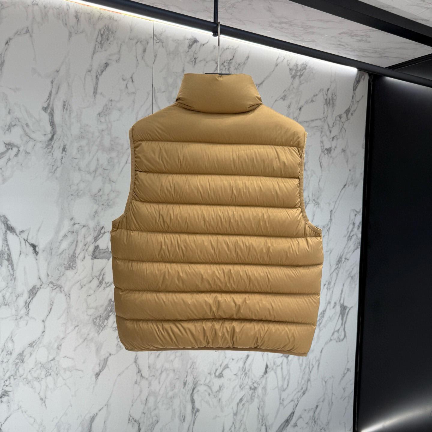 Moncler Down Vest  - DesignerGu