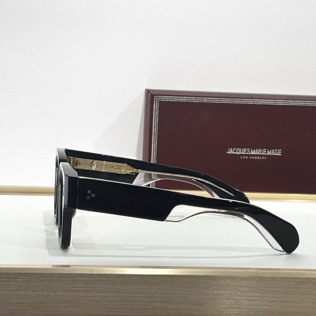 Jacquemus ENZO Sunglasses - DesignerGu