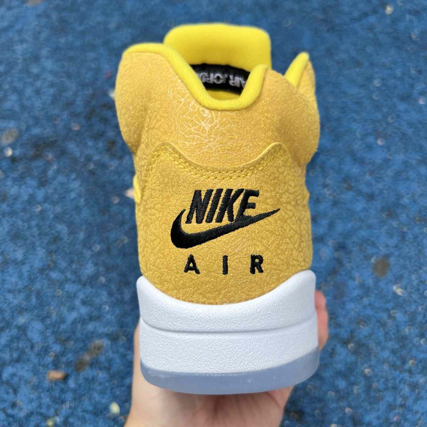 Air Jordan 5 “Michigan” PE Gold Yellow HQ7978-701 - DesignerGu