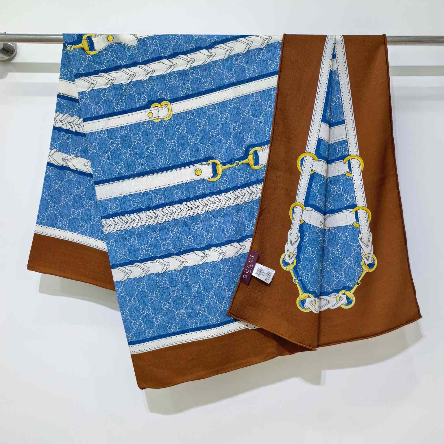 Gucci Printed Silk Twill Carré - DesignerGu