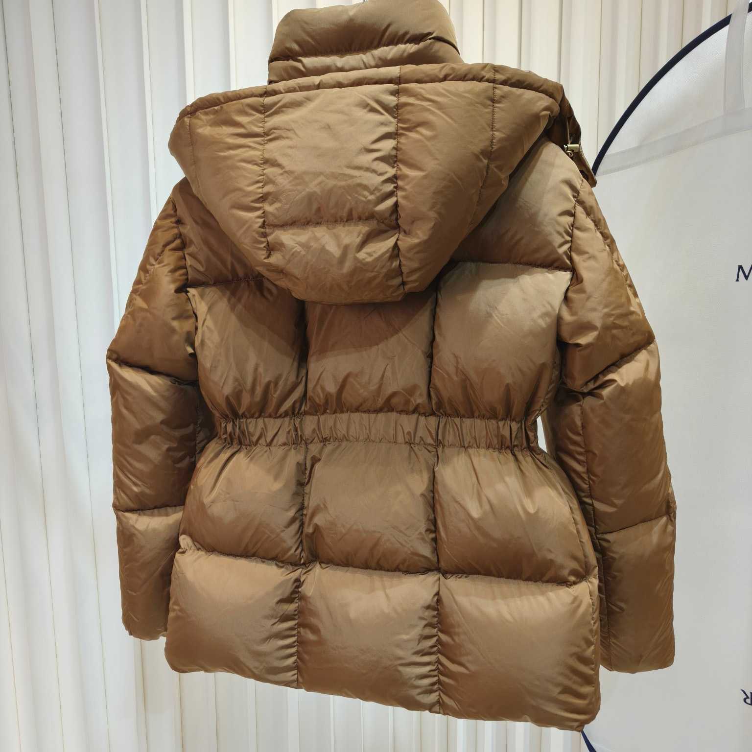 Moncler Agneux Square-Quilted Hooded Short Down Jacket - DesignerGu