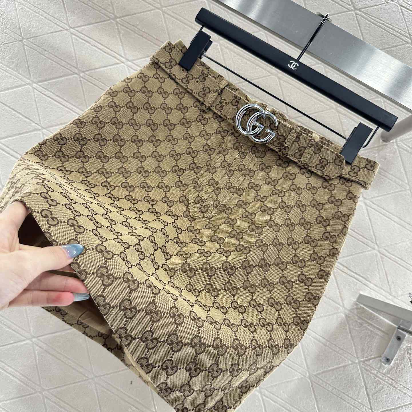 Gucci Skirt - DesignerGu