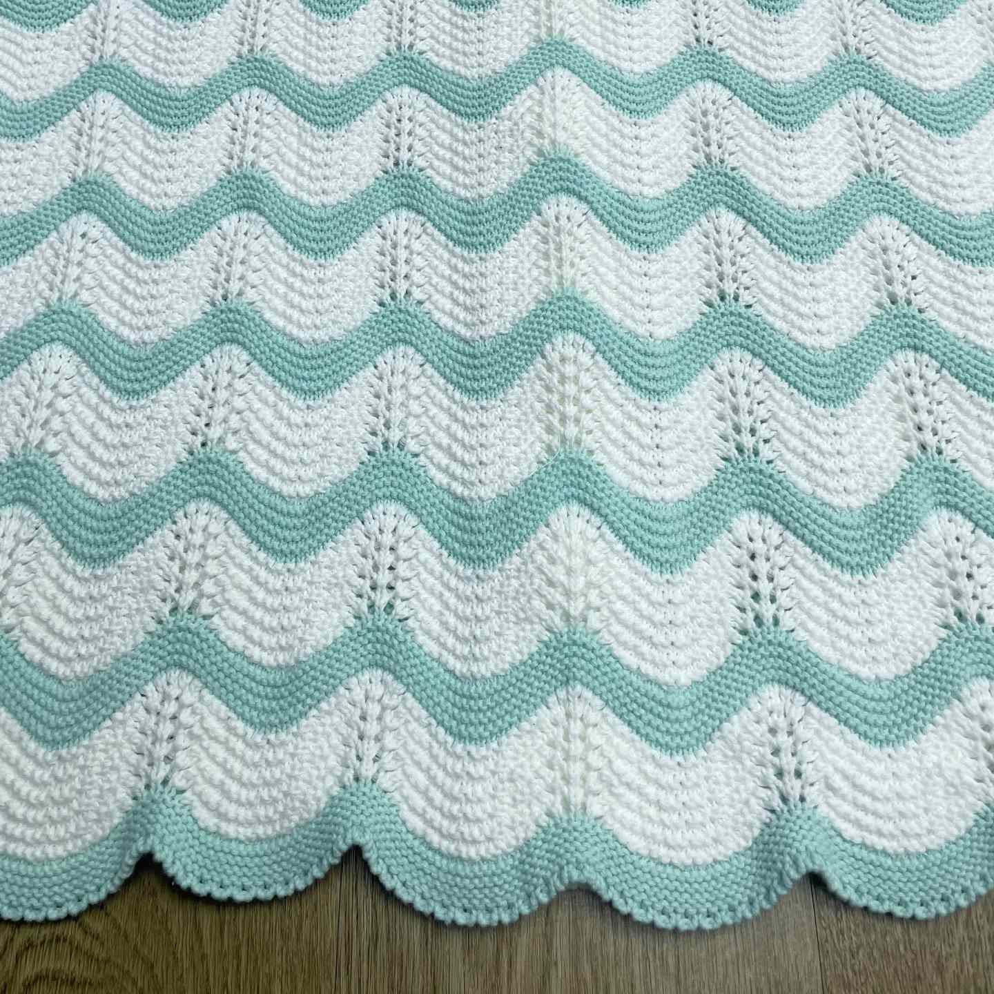 Casablanca Gradient Wave Cotton Crochet Short Sleeve Shirt   D0110 - DesignerGu