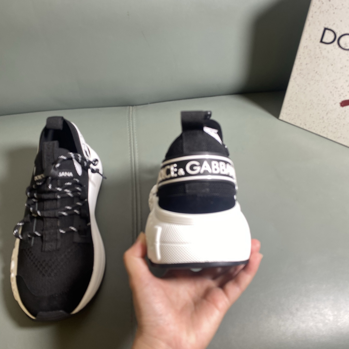 Dolce & Gabbana Lace-up Sneakers - DesignerGu