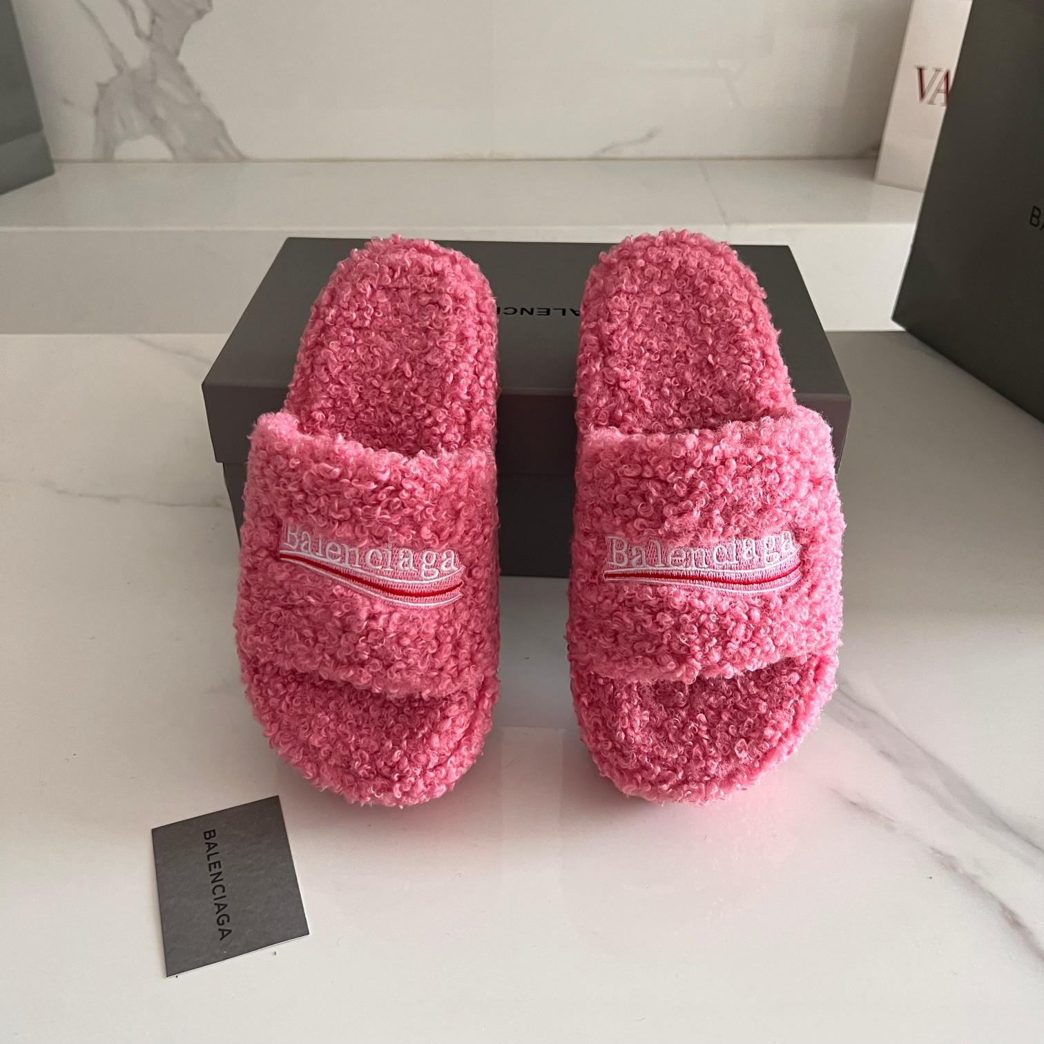 Balenciaga Furry Slide Sandals - DesignerGu