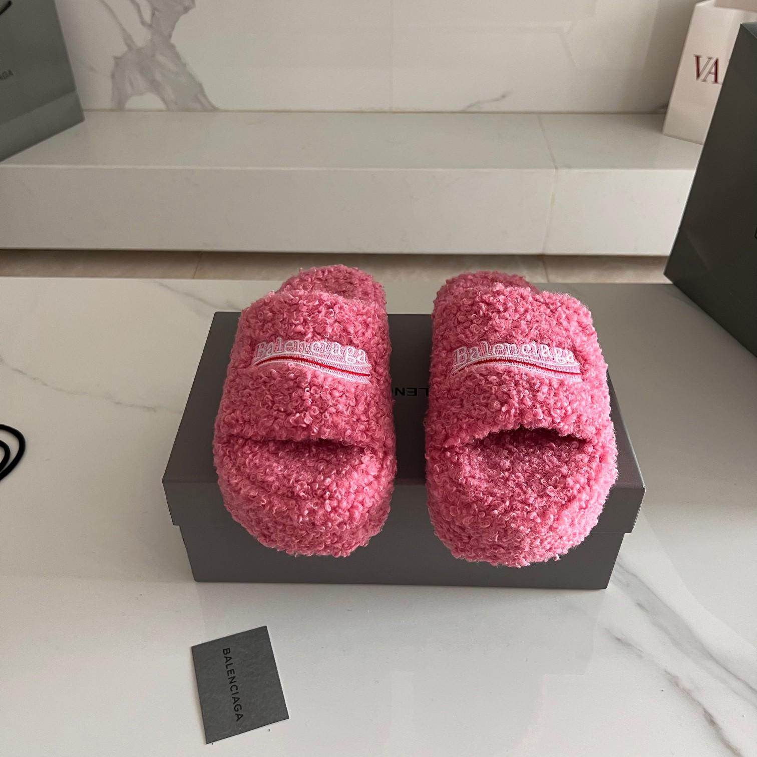 Balenciaga Furry Slide Sandals - DesignerGu