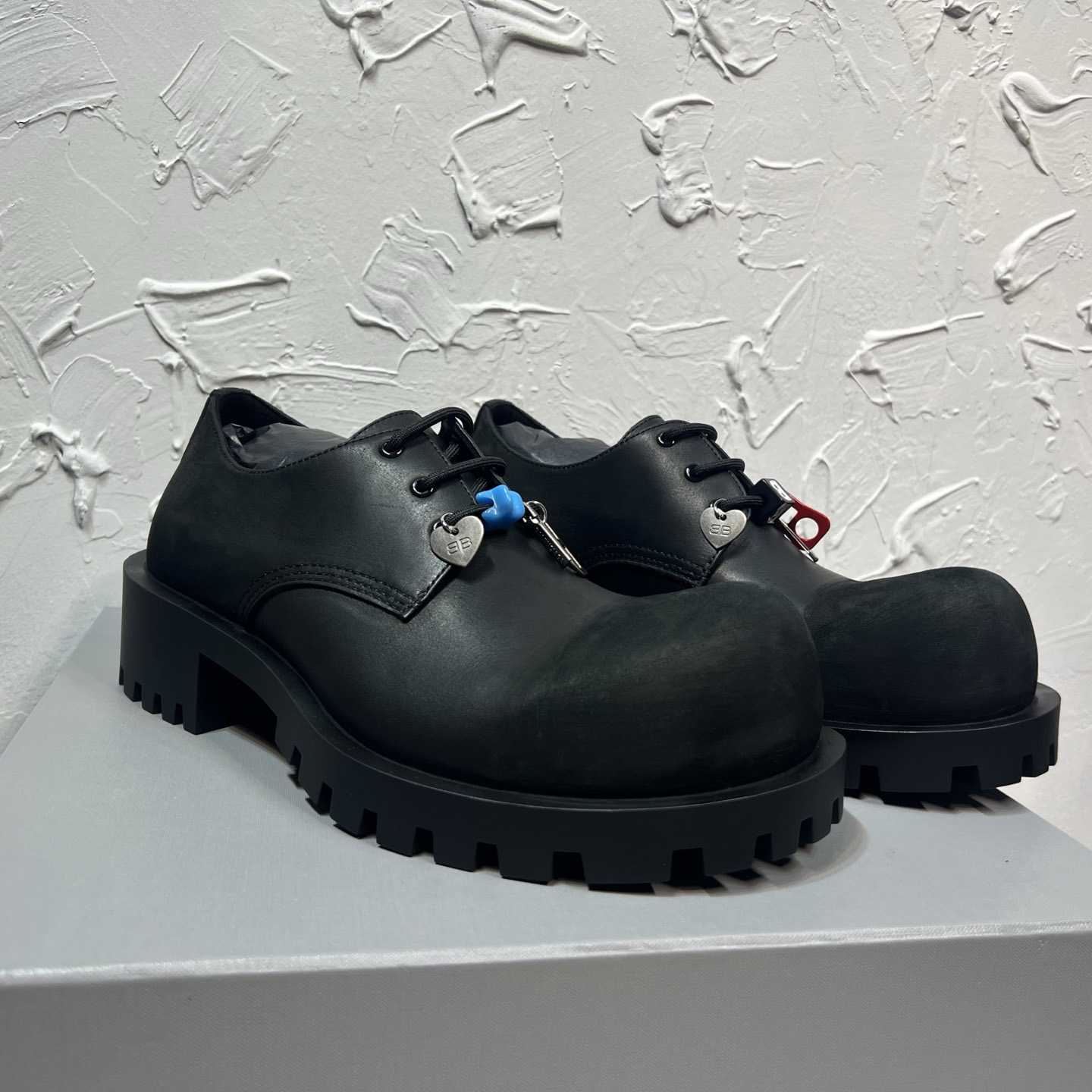 Balenciaga Hummer Derbie In Black - DesignerGu