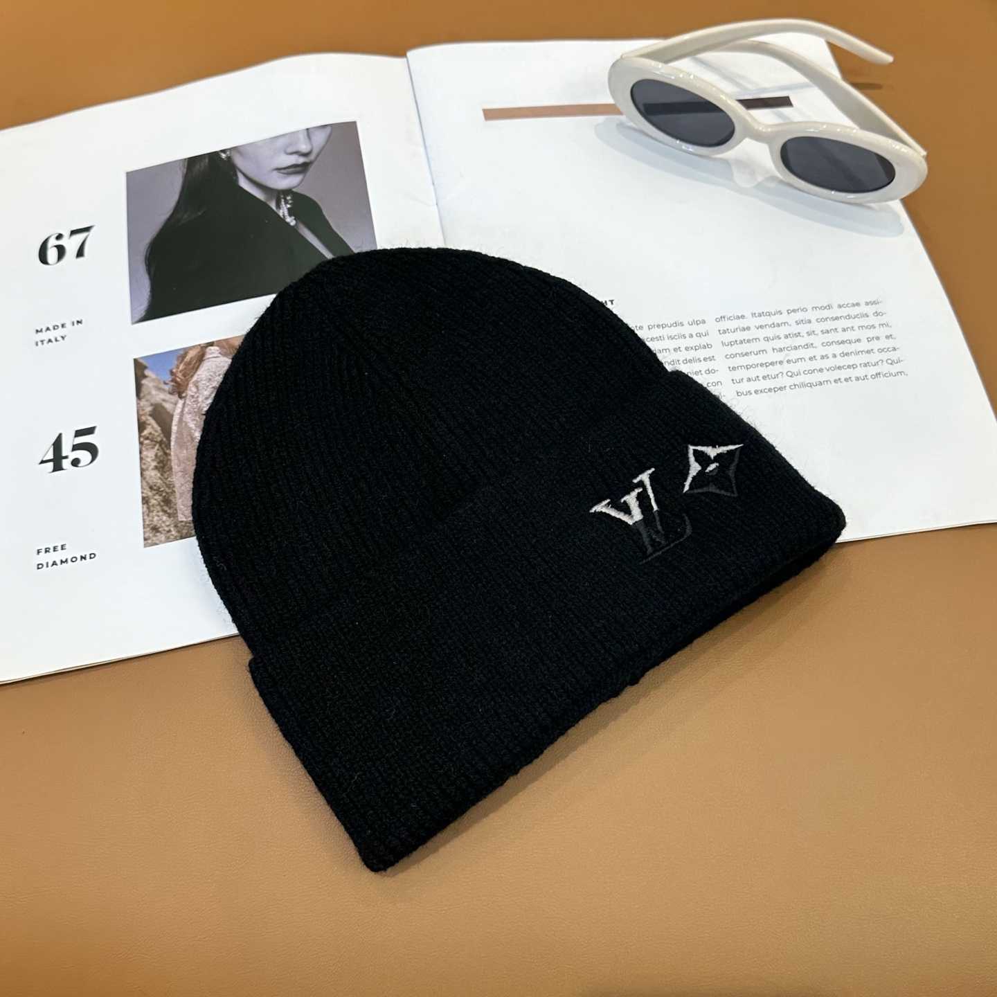 Louis Vuitton Beanie    - DesignerGu