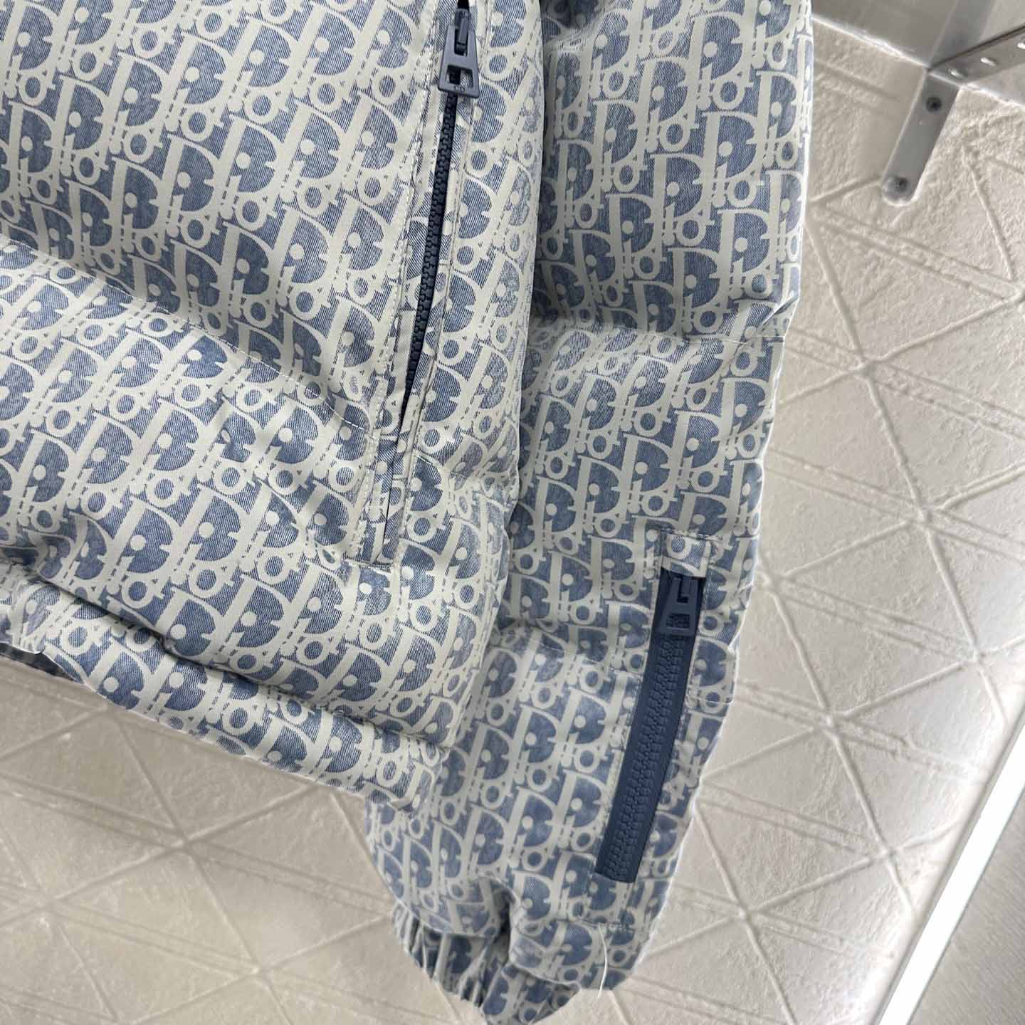 Dior DiorAlps Cropped Puffer Jacket with Hood  - DesignerGu