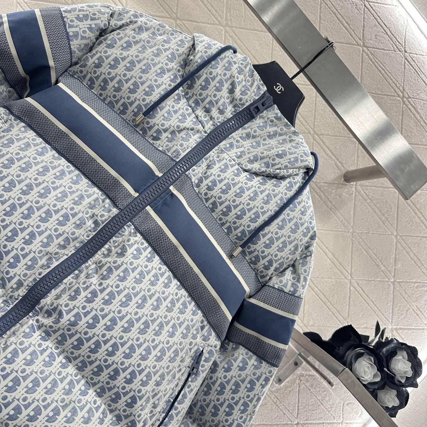 Dior DiorAlps Cropped Puffer Jacket with Hood  - DesignerGu