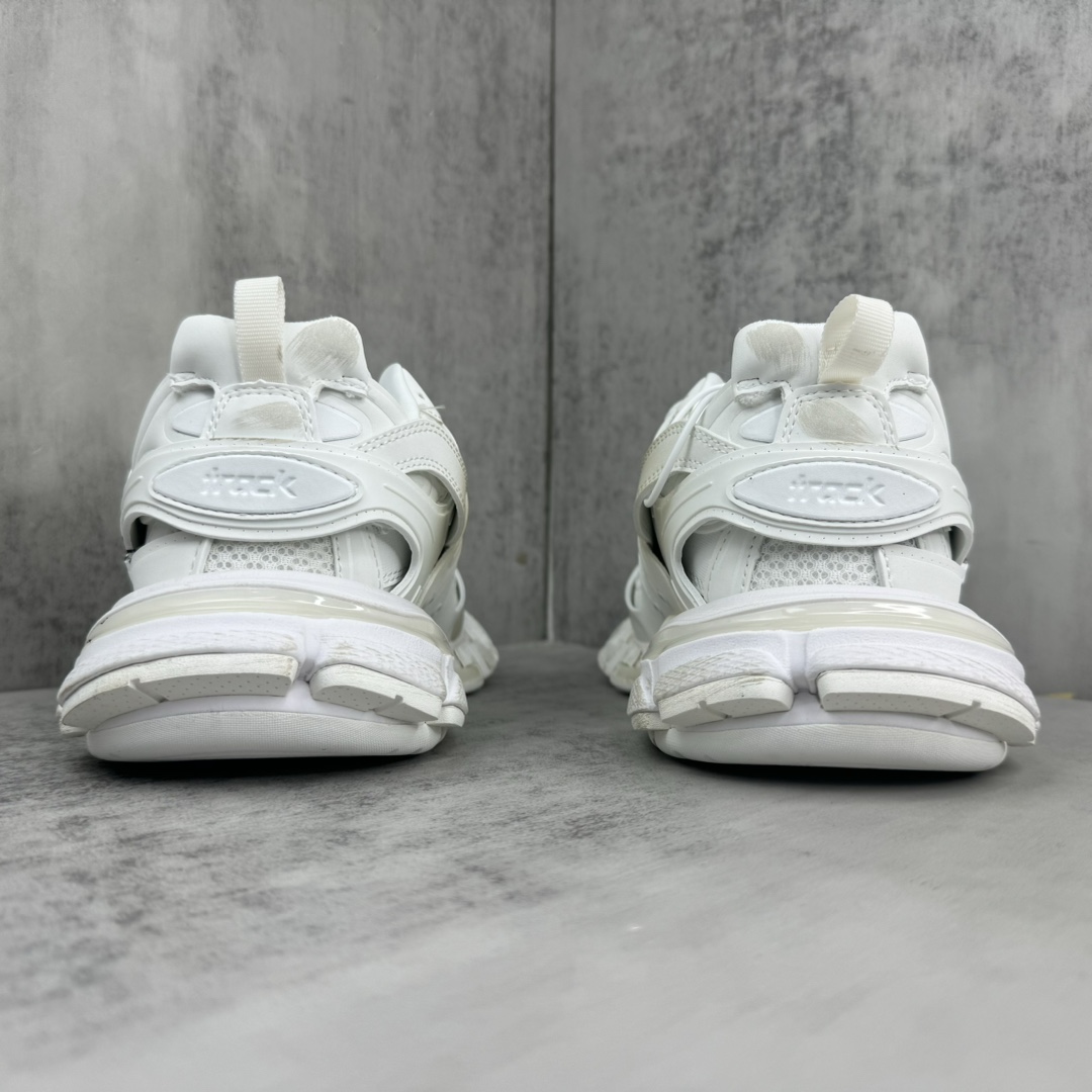 Balenciaga Track Signature Sneaker In White - DesignerGu