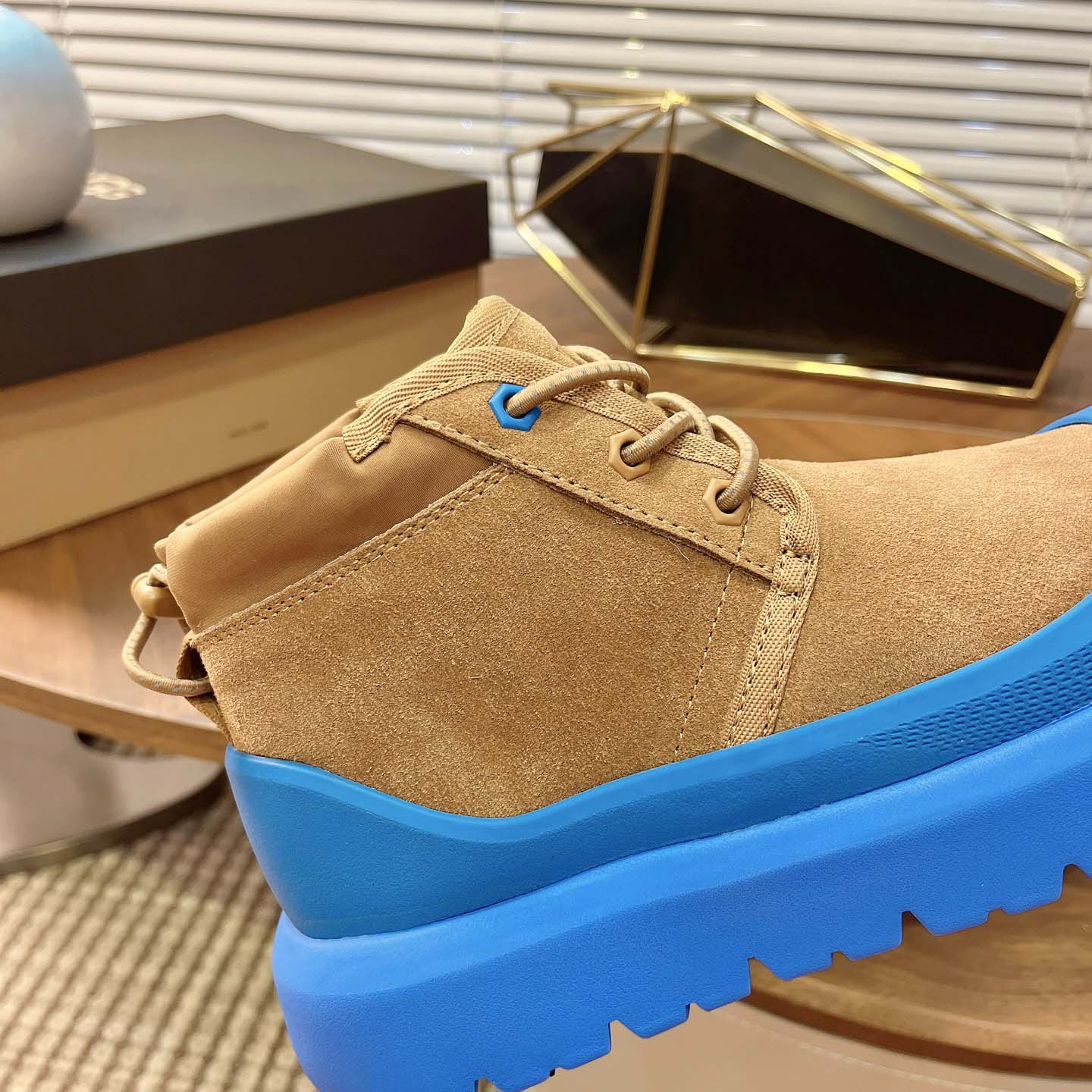 UGG Neumel Weather Hybrid Chukka - DesignerGu