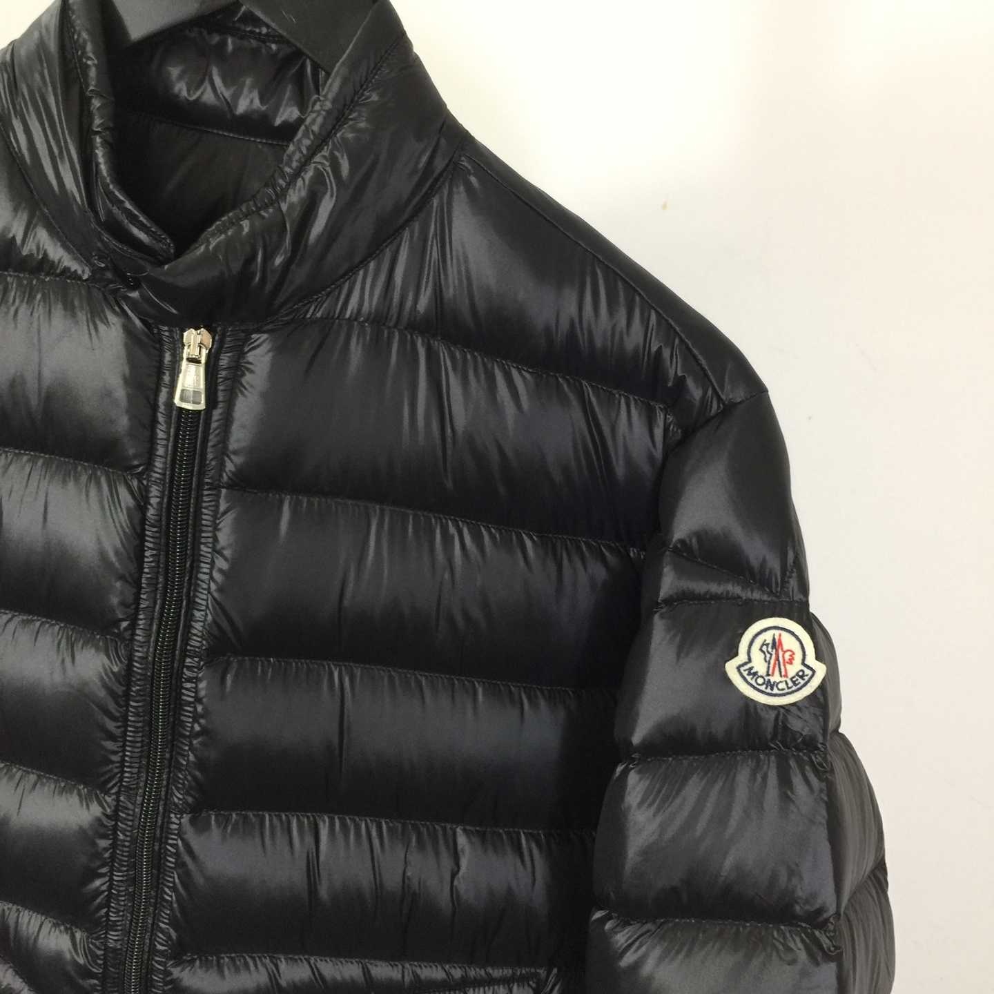 Moncler Acorus Packable Short Down Jacket - DesignerGu