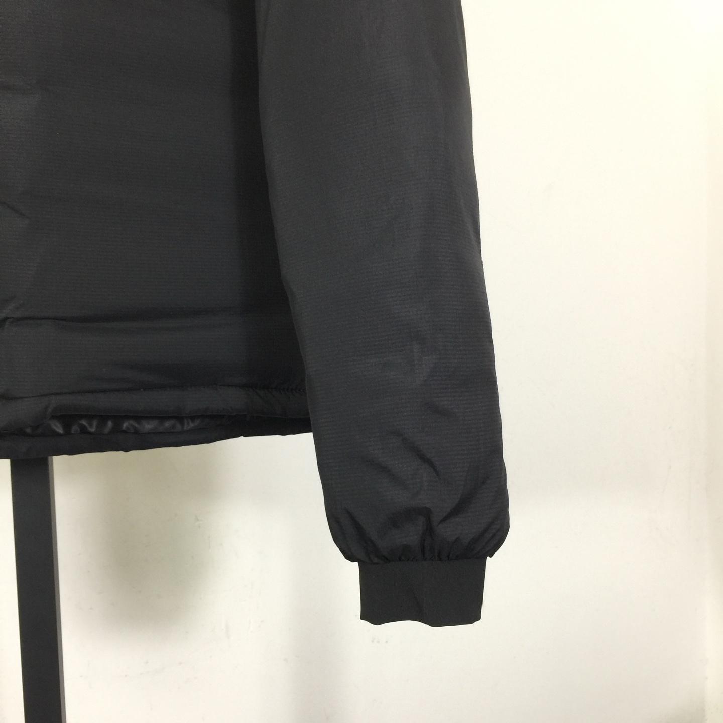 Canada Goose Lodge Jacket - DesignerGu