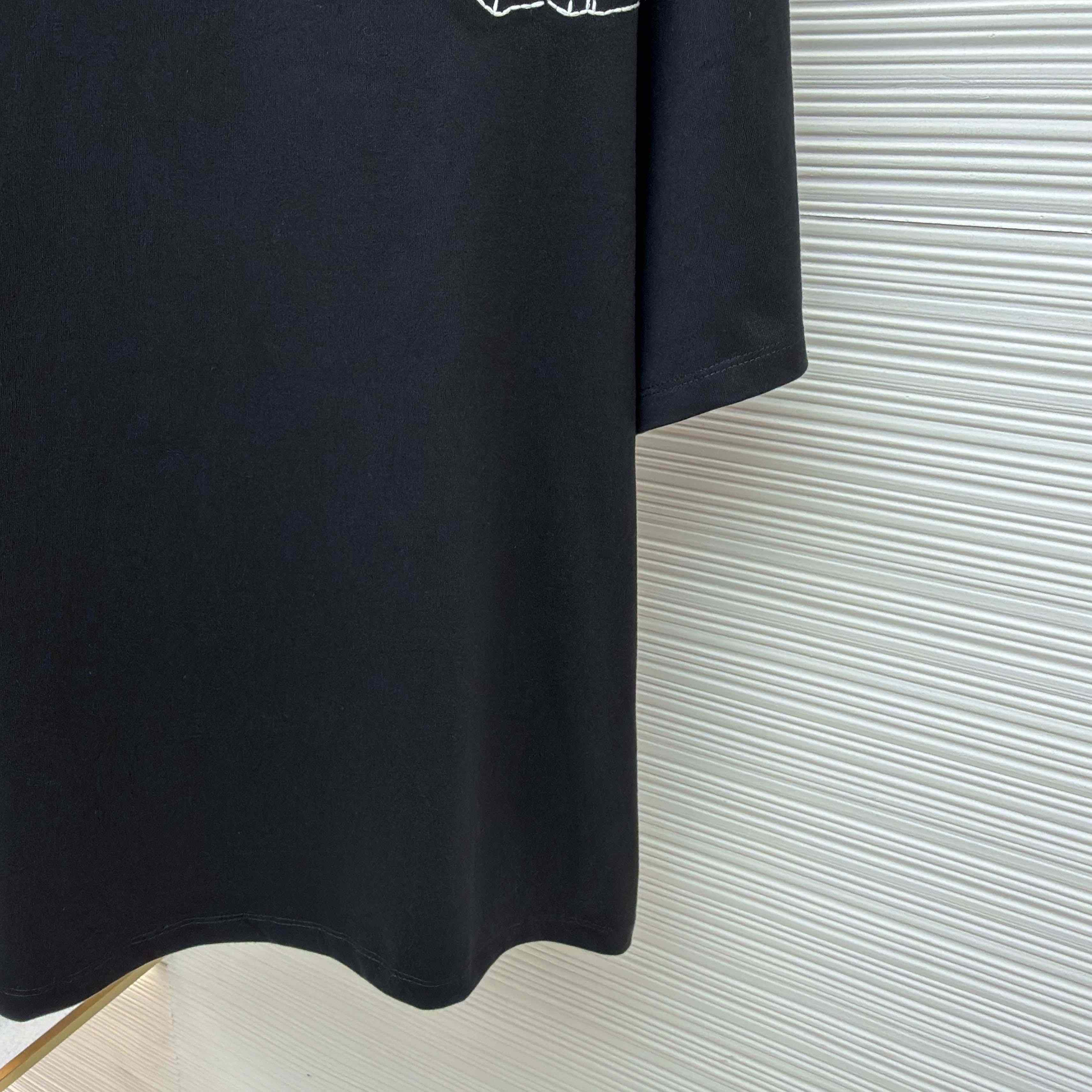Loewe Loose fit T-shirt In Cotton - DesignerGu