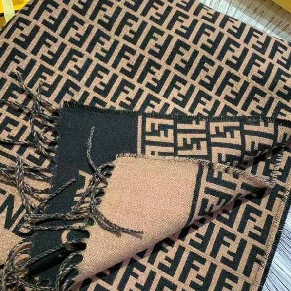 Fendi FF monogram poncho - DesignerGu