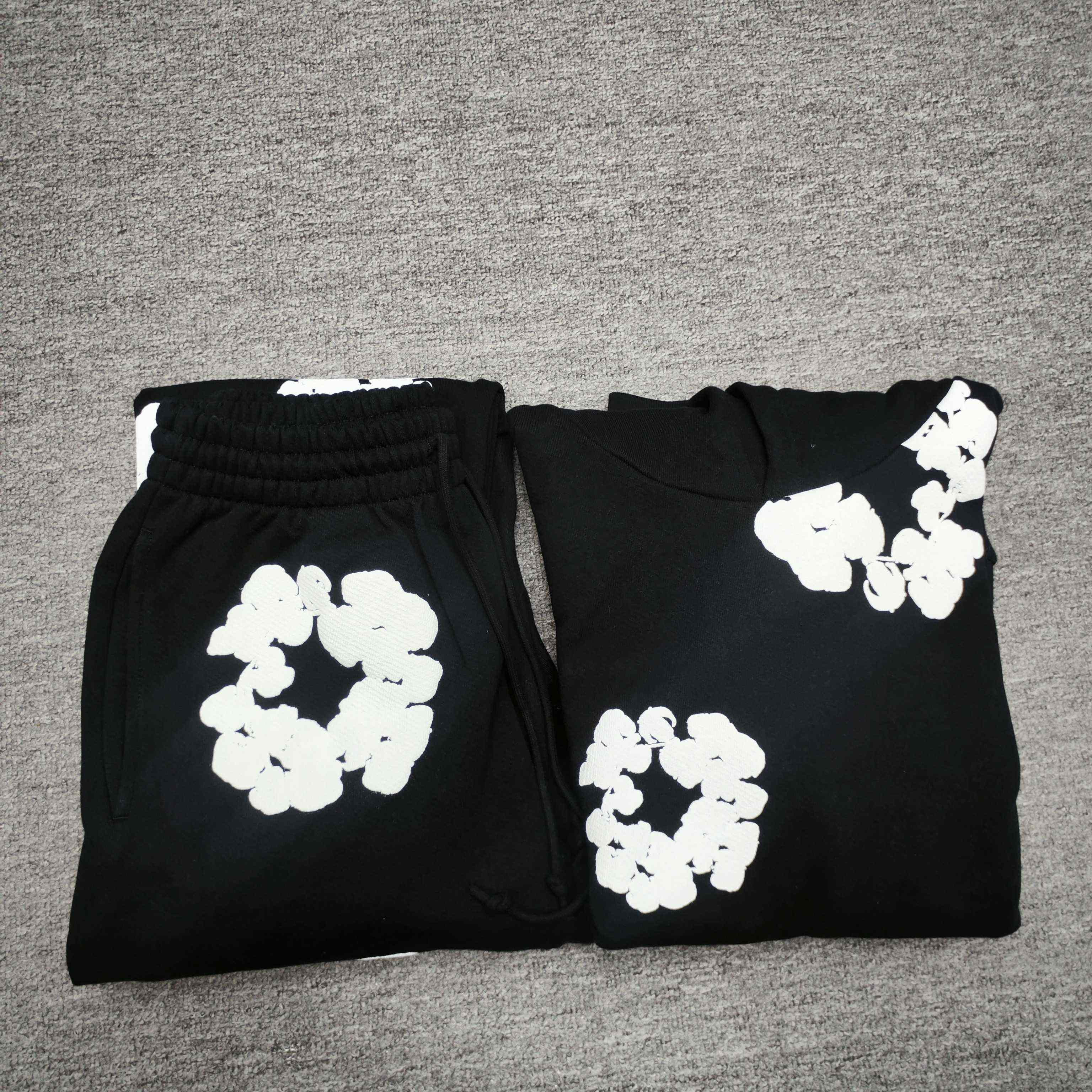 Denim Tears Sweatpants - DesignerGu