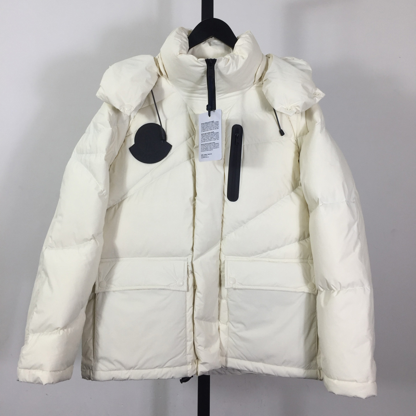 Moncler Short Down Jacket - DesignerGu