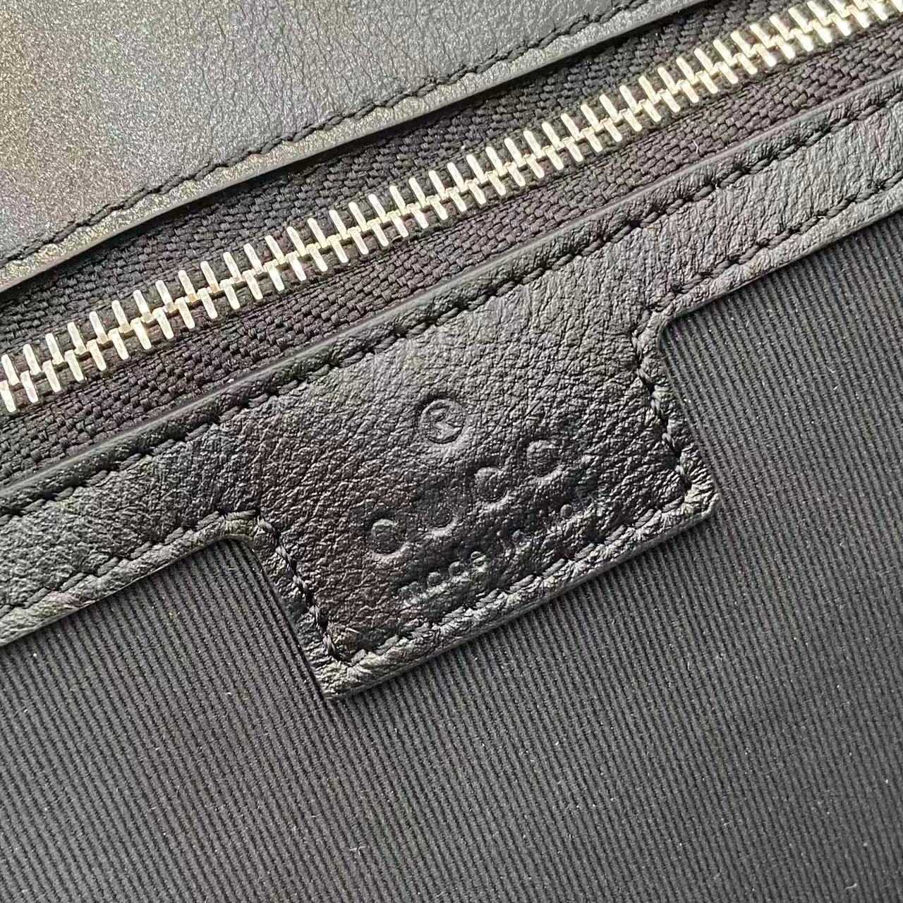 Gucci GG Marmont Medium Shoulder Bag - DesignerGu